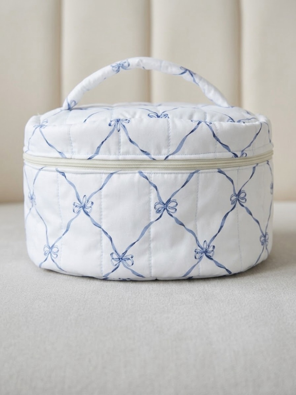 Quilted Blue Ribbon Print Cosmetic Case - White and Blue